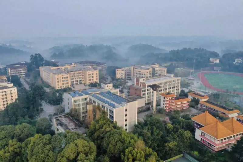 阿坝师范高等专科学校(乐山师范学院与阿坝师范学院对比)