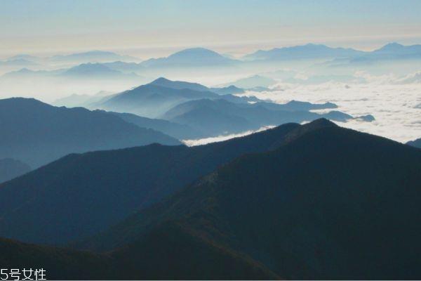 爬山锻炼的好处 腿部力量是登山的关键