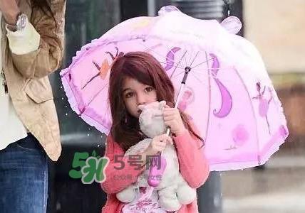 小孩子的雨衣什么牌子的好 儿童雨衣哪个牌子好