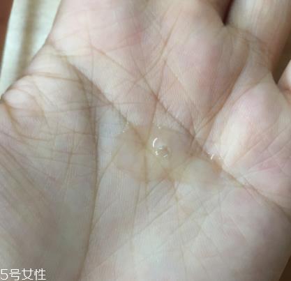 伊索无油精华和蜜柑水润乳好用吗 伊索无油和蜜柑是绝配