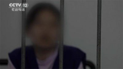 ​“黄鳝门”侦破始末曝光！女主播为多赚钱居然把黄鳝塞入下体